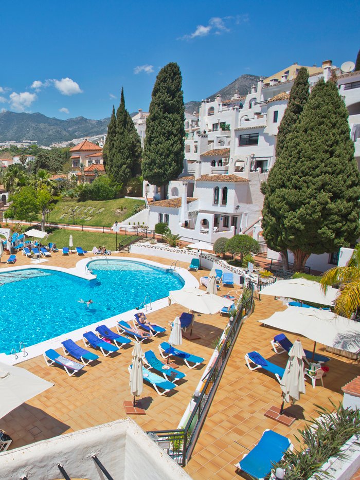 Pueblo-Evita-pool-02