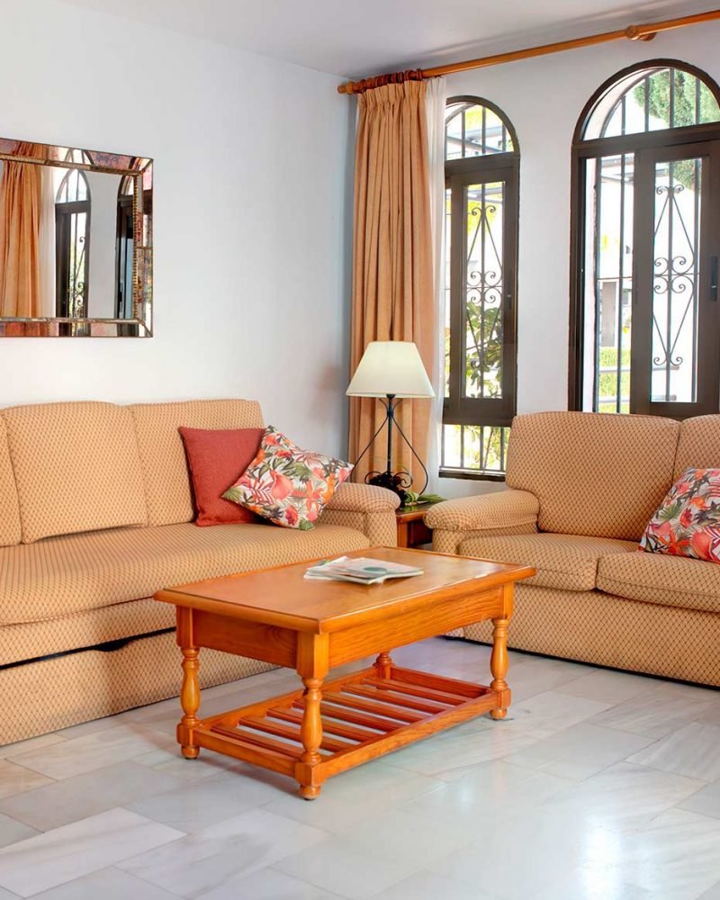 Standard-apartment-Pueblo-Evita-saloon